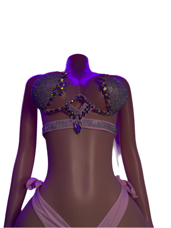 2-piece set dripping in BIG Swarovski diamonds💎